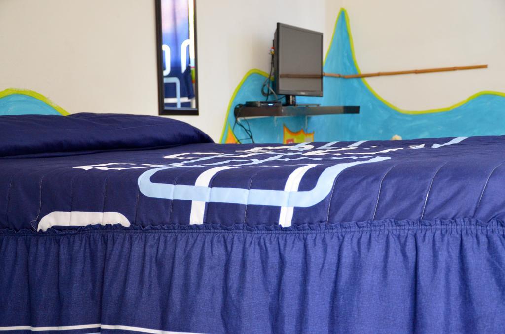Adventure Experience Hotel Playa del Carmen Buitenkant foto