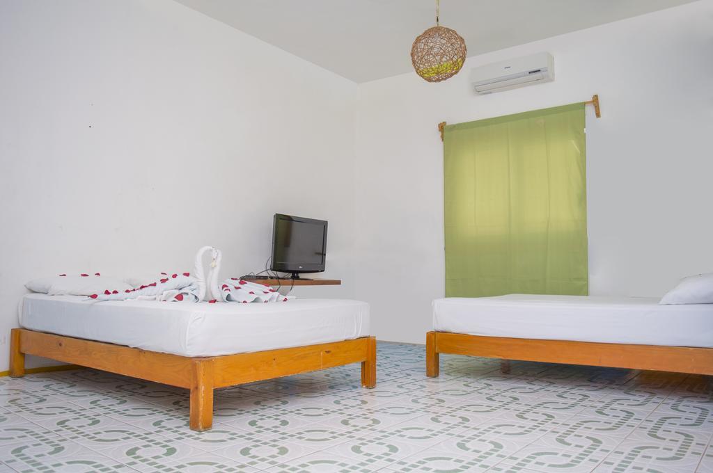 Adventure Experience Hotel Playa del Carmen Buitenkant foto